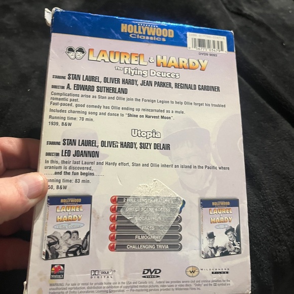 Laurel & Hardy Hollywood Classic ( The Flying Deuces & Utopia ) 2- DVD movie - Picture 5 of 10